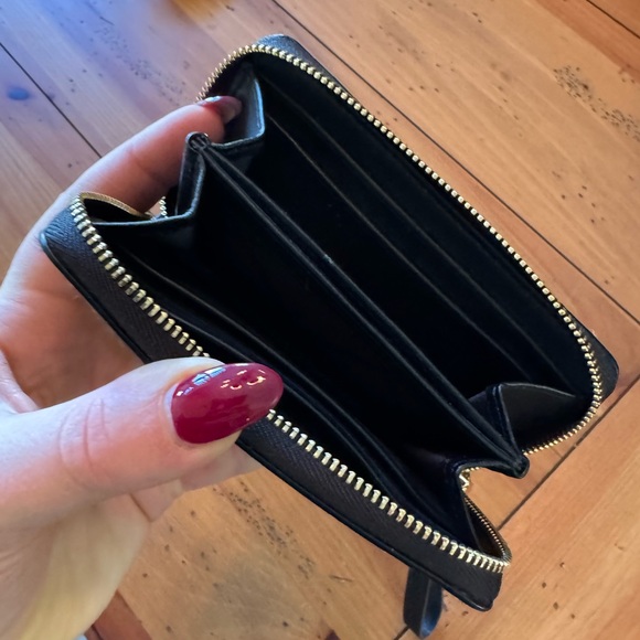 Michael Kors Jet Set Small Wallet- leopard print - Picture 3 of 4